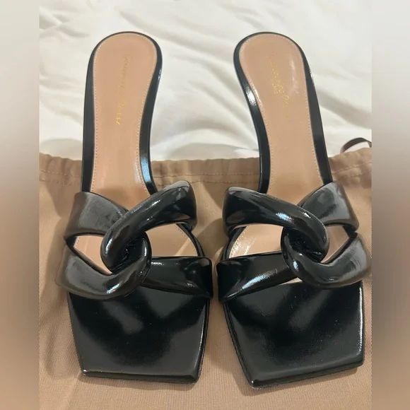 Gianvito Rossi Milano Amour Glossy Nappa Heels - Picture 5 of 9